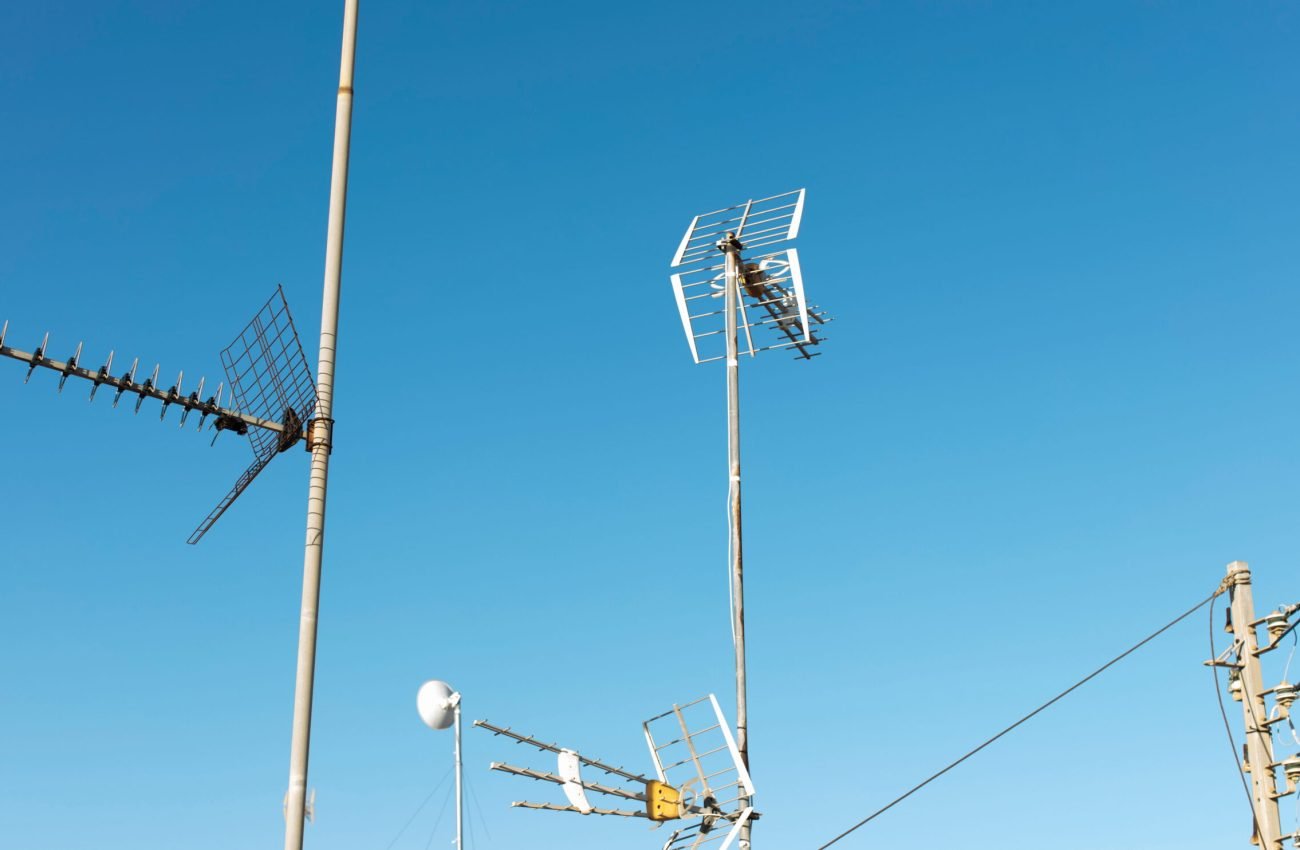 satellite-dish-abstract-background-sky (1)